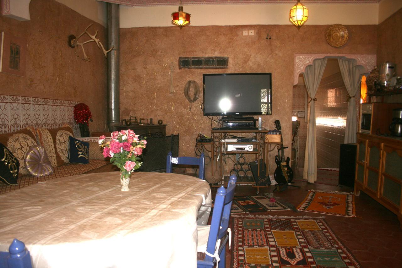Le Temps De Vivre Bed and Breakfast Ουαρζαζάτ Εξωτερικό φωτογραφία